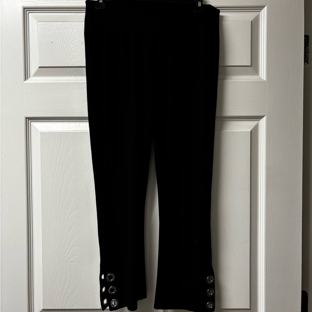 Investments Black Crop Pants SLIM FACTOR Medium